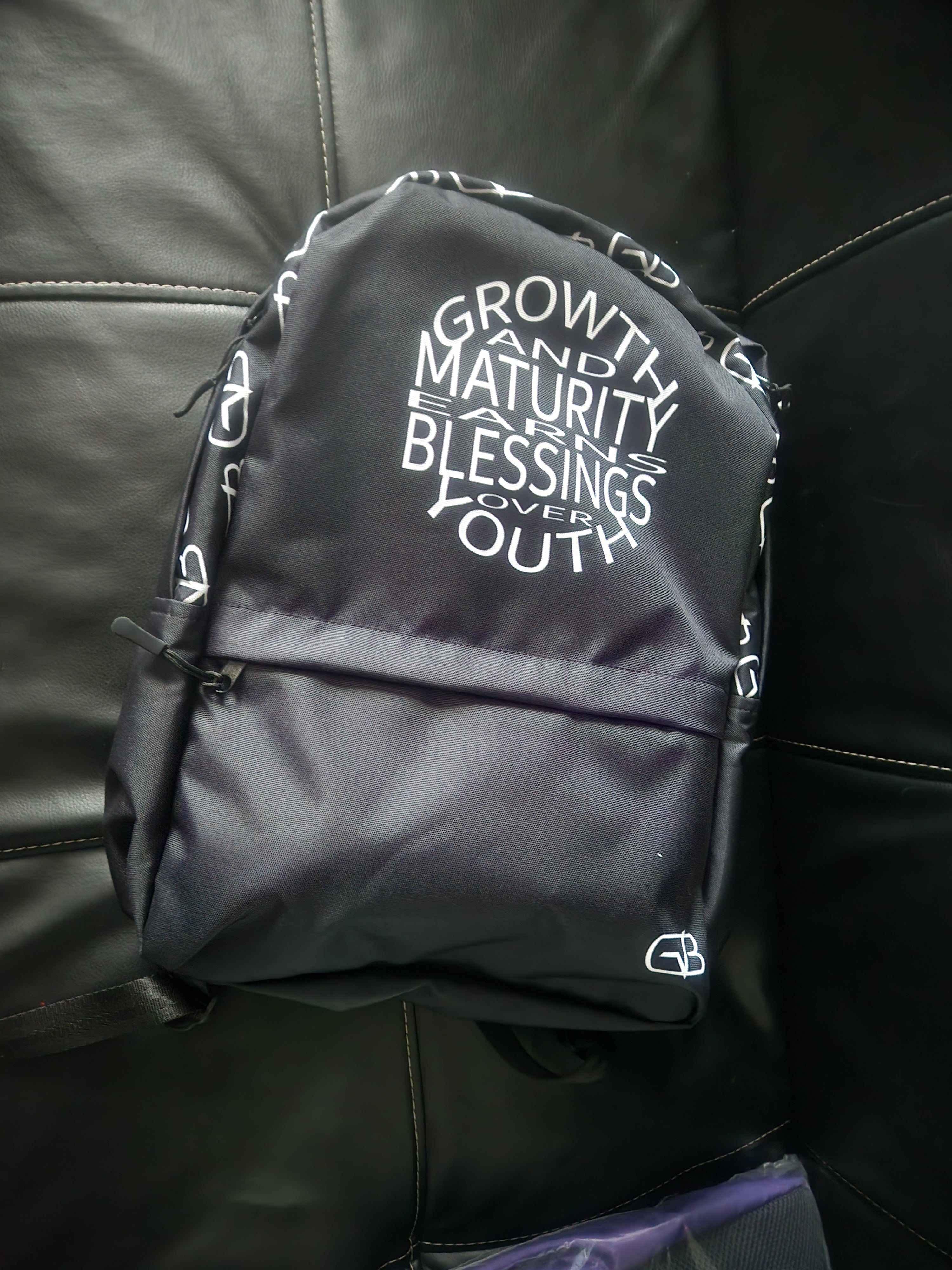 Power Backpack BLACKOUT